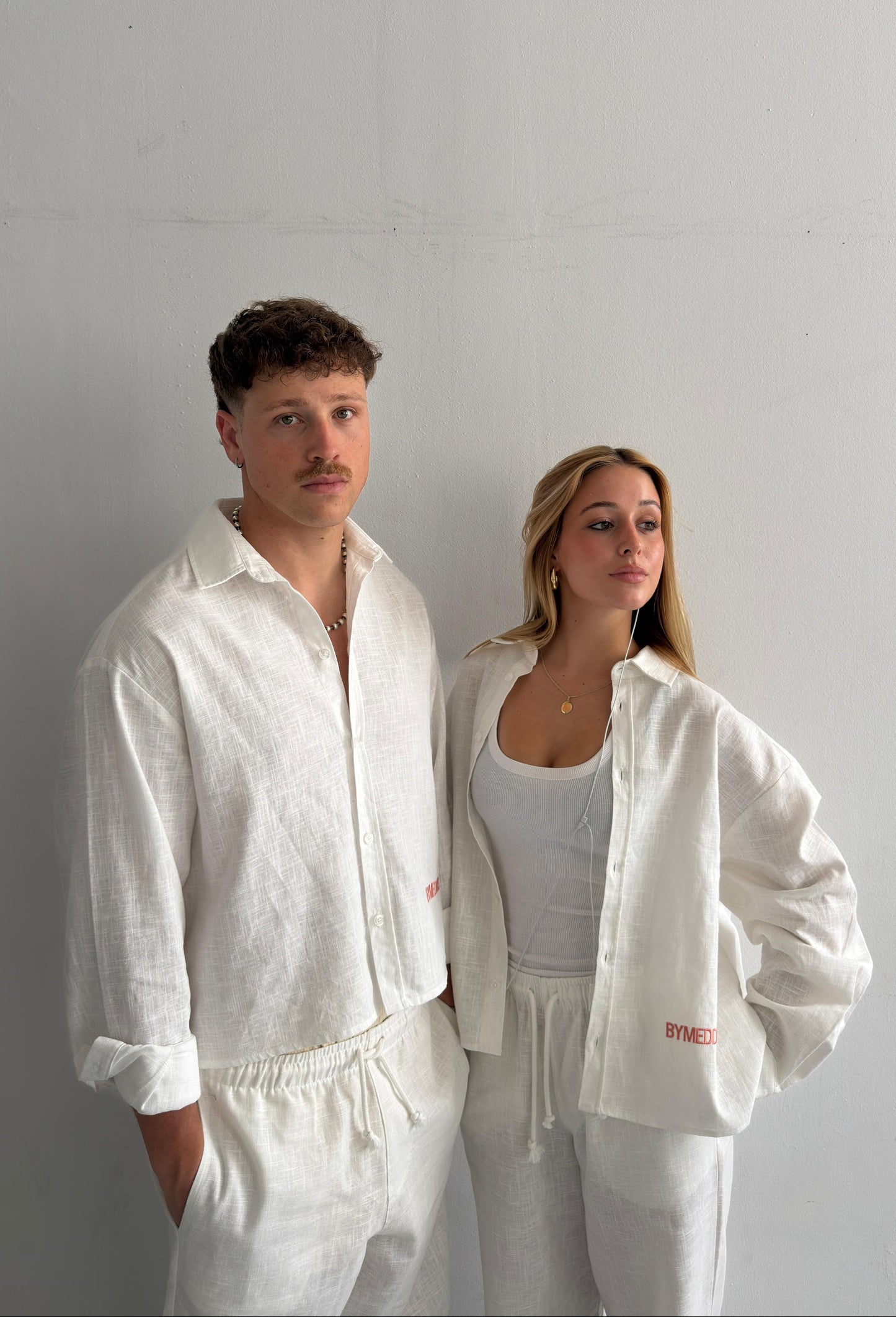 WHITE LINEN TROUSERS