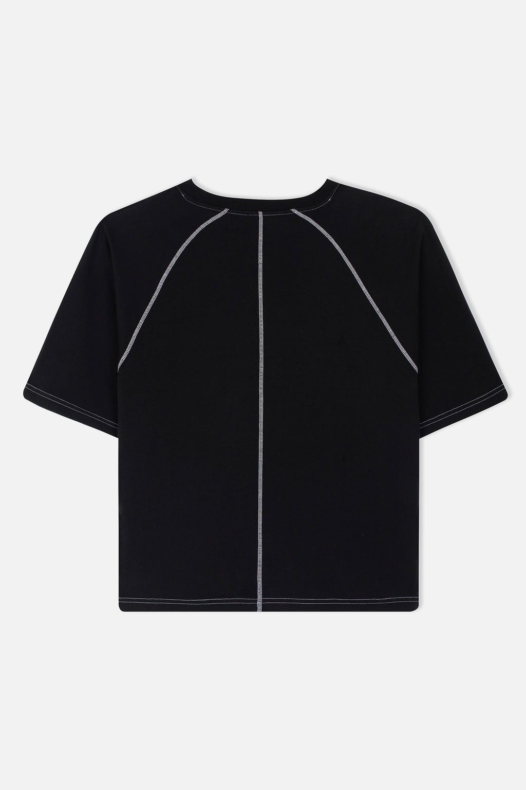 BLACK T-SHIRT
