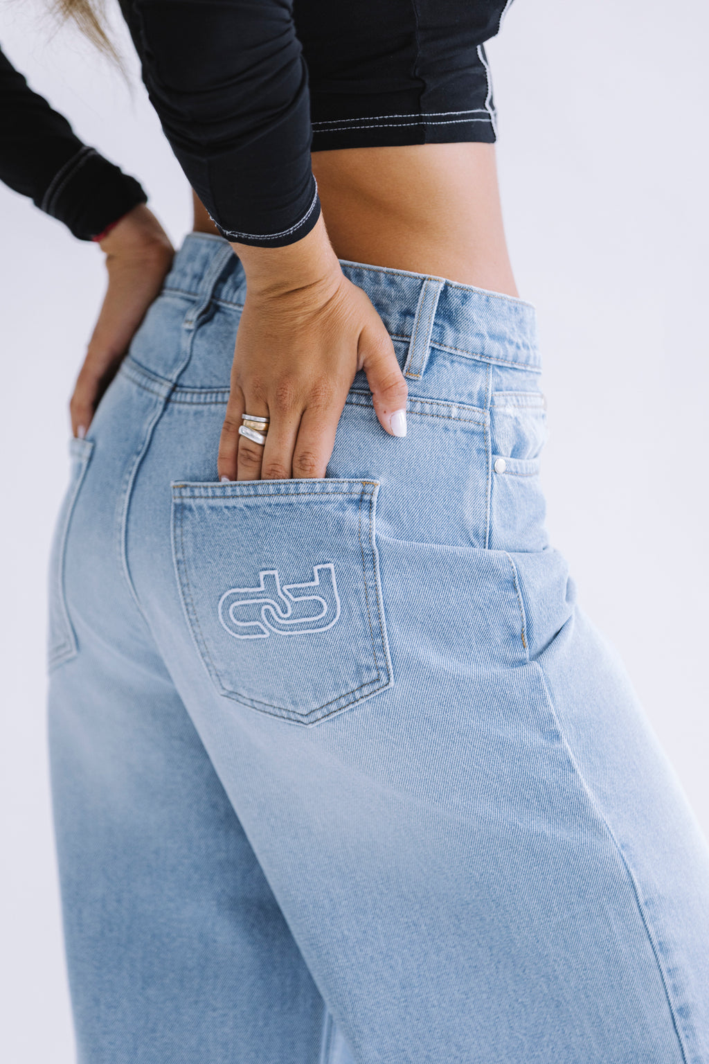 URBAN DENIM PANTS